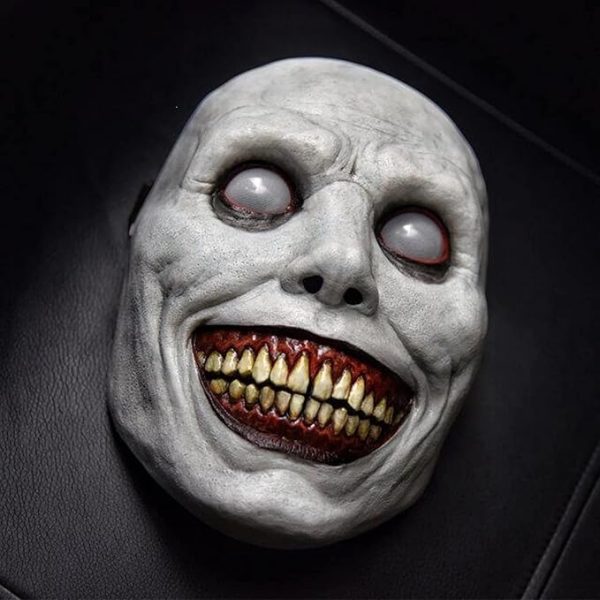 Máscara De Mujer Vieja De Halloween Realista Aterradora - Imagen 2